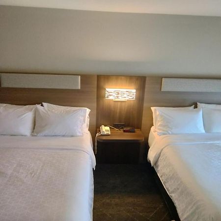 Holiday Inn Express Lapeer By Ihg Exteriör bild
