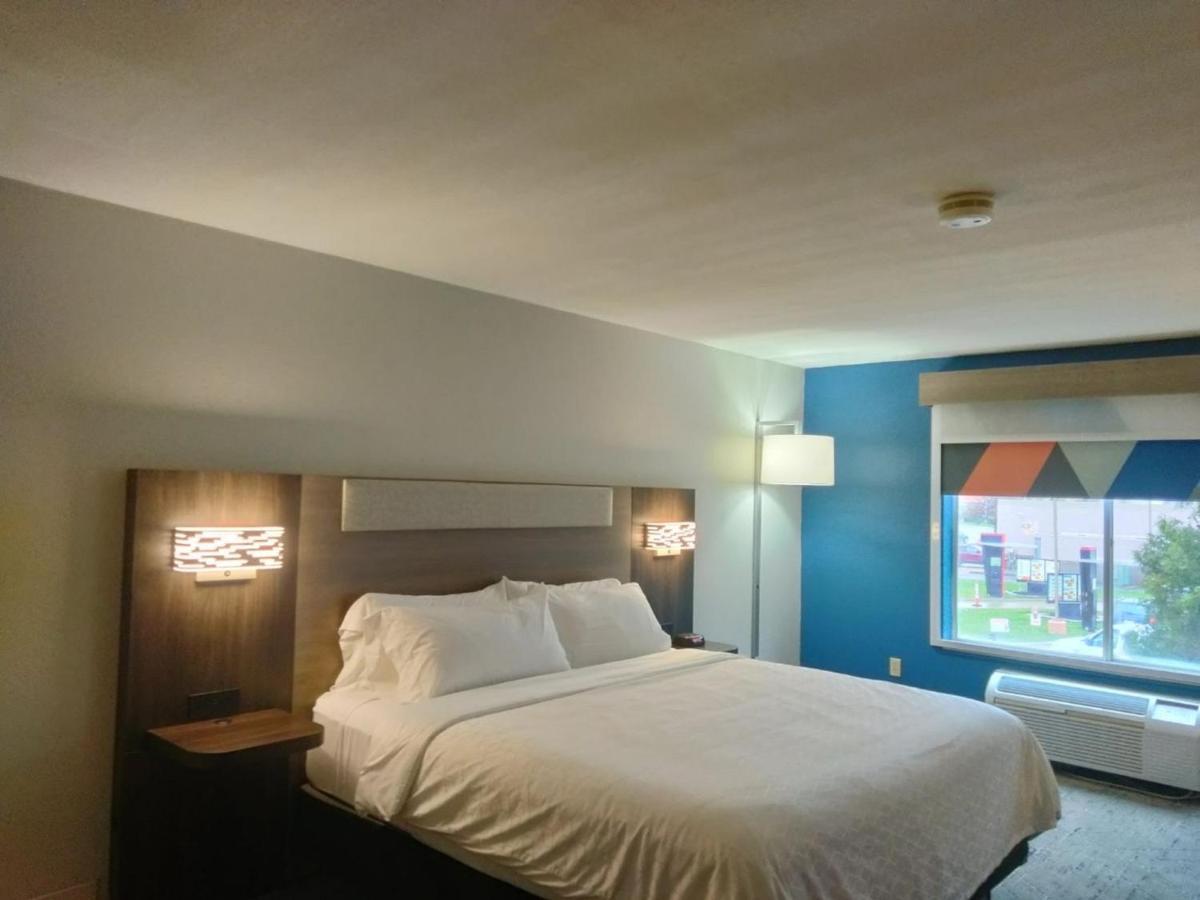 Holiday Inn Express Lapeer By Ihg Exteriör bild
