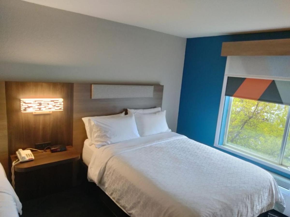 Holiday Inn Express Lapeer By Ihg Exteriör bild