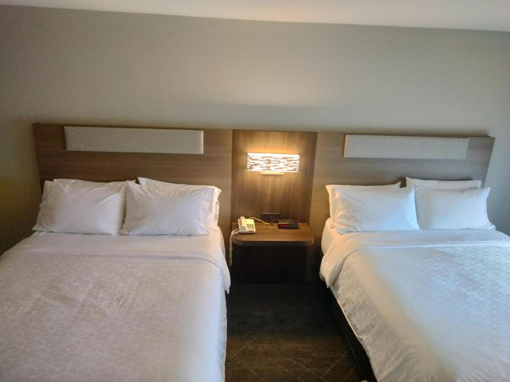 Holiday Inn Express Lapeer By Ihg Exteriör bild
